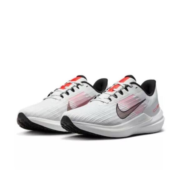 NEW Nike Air Winflo 9 Photon Dust Black White DD6203-009 Men’s Size 10.5